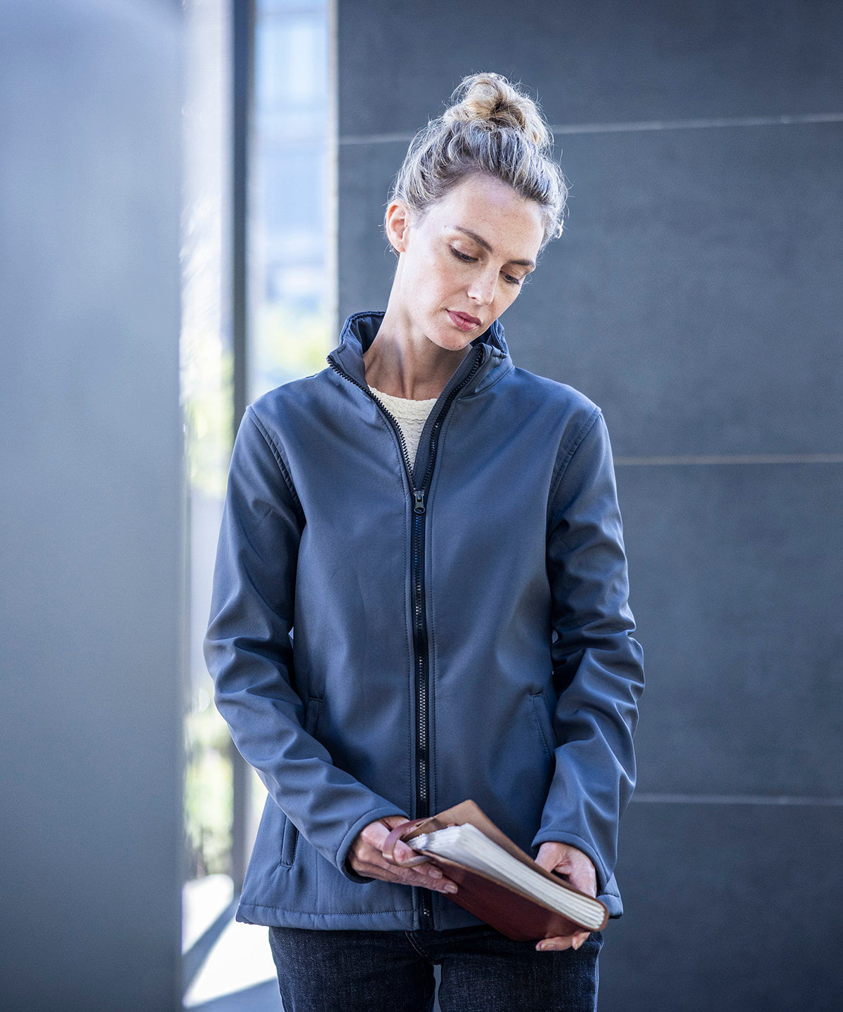 Regatta Professional Women's Ablaze printable softshell Seal/Black*
